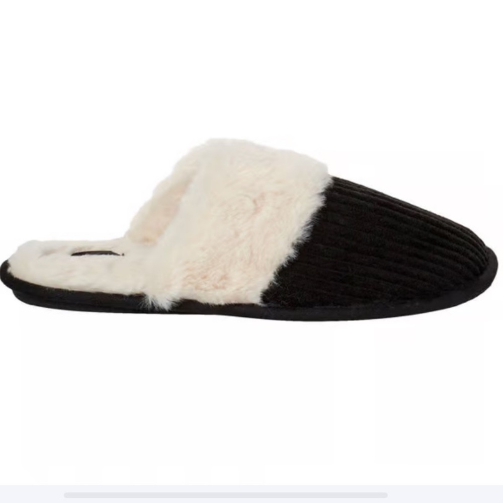 NWT Women’s Large 9-10 Black Cuddle Duds Corduroy Slippers